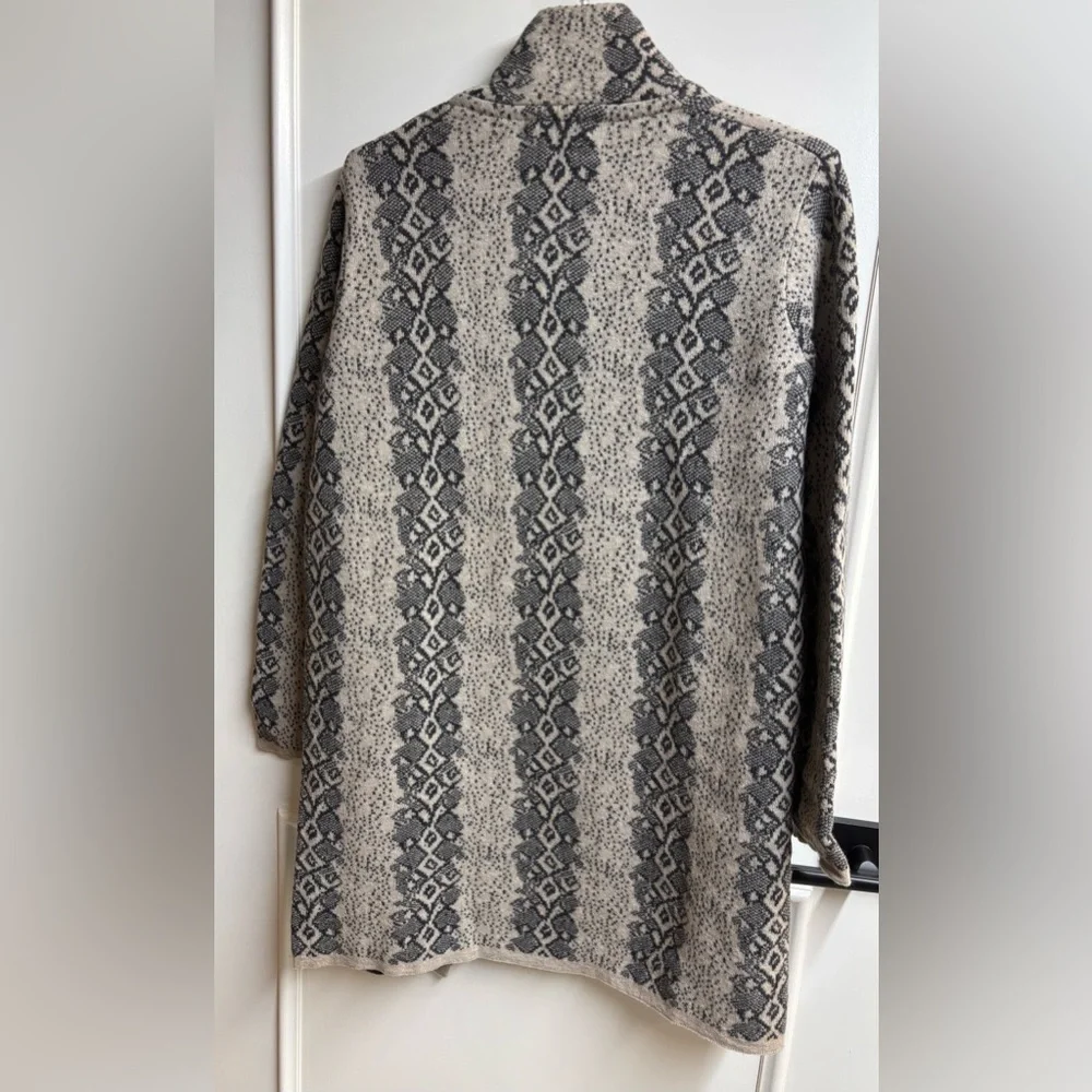 Lizard Patterned knit jacket - Picture 5 of 6